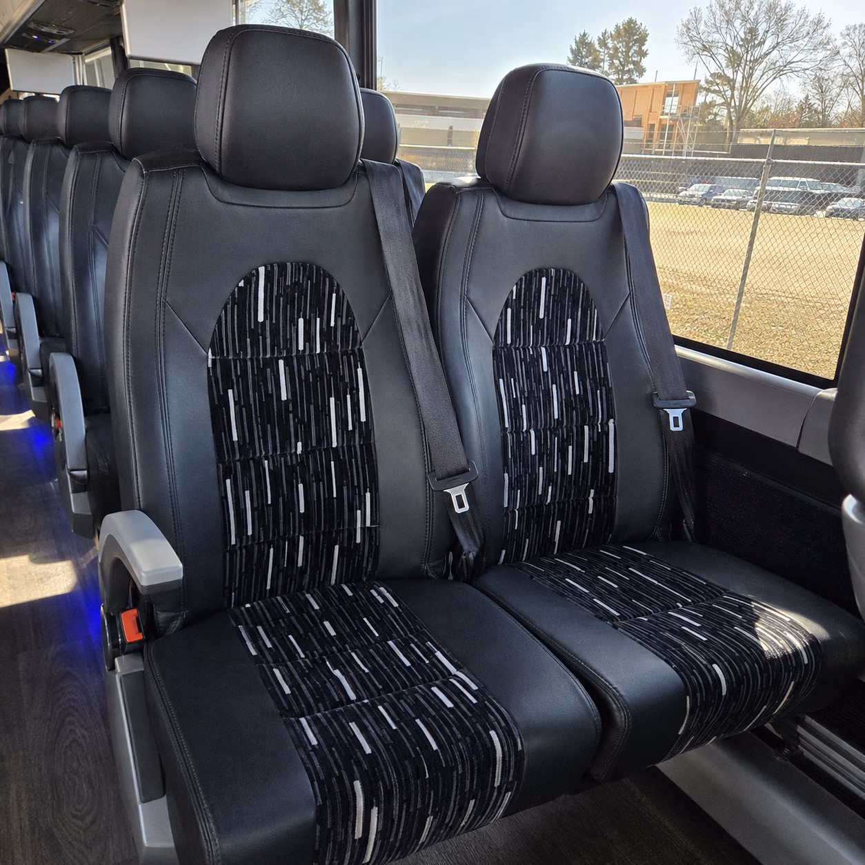 guest shuttles to urban pine winery and wedding venues around toledo