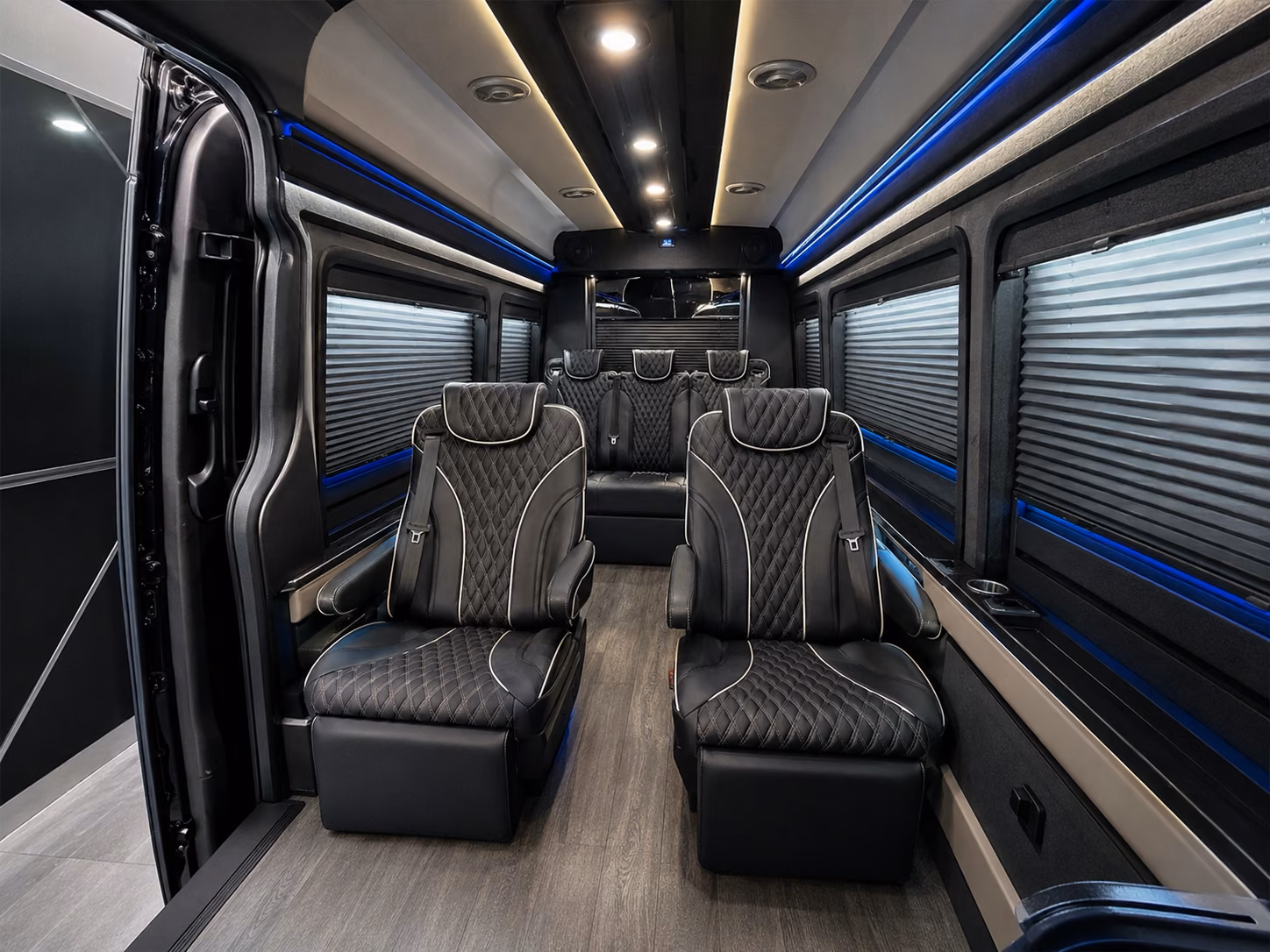 toledo airport shuttle buses for employees