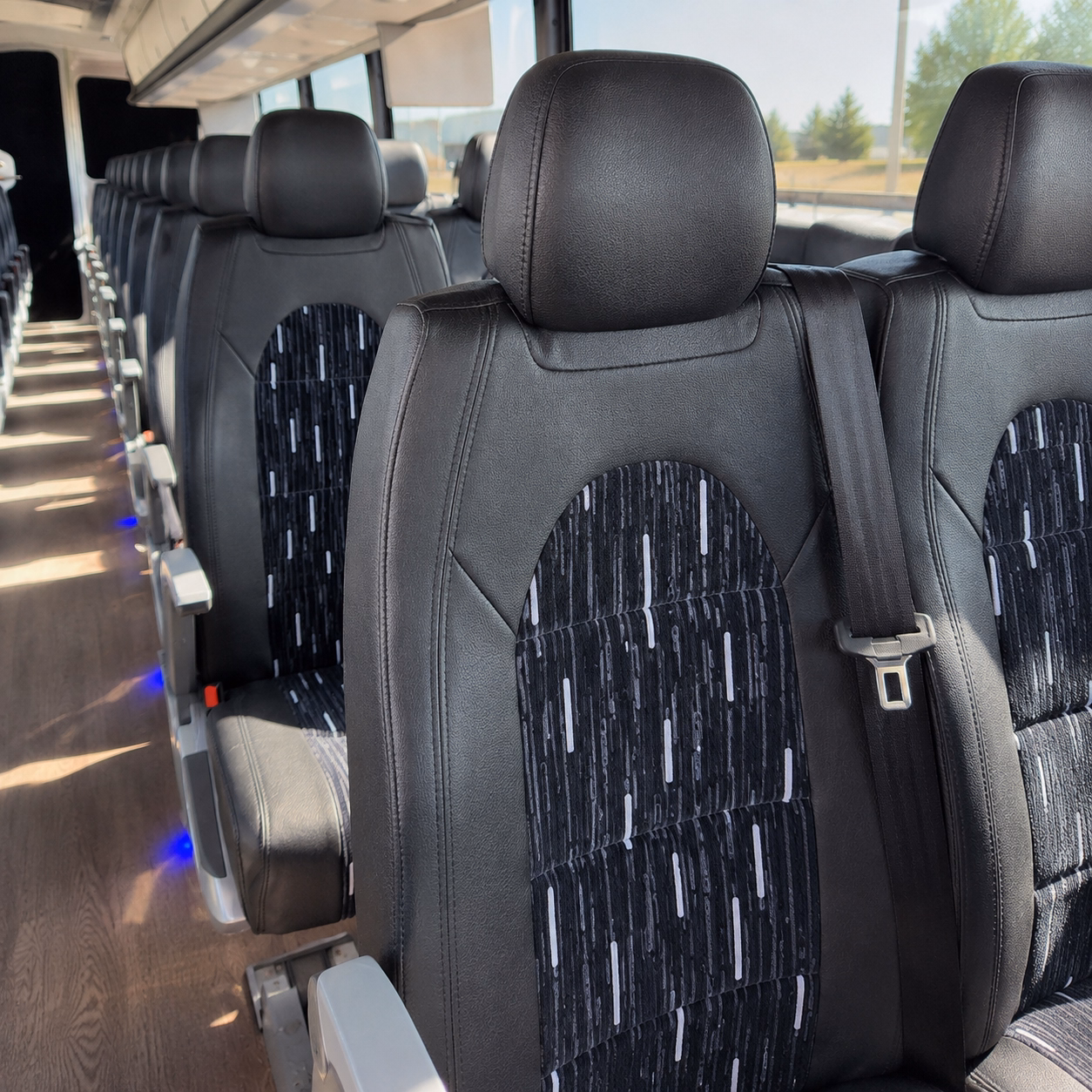 winery tour bus rentals from toledo to helena